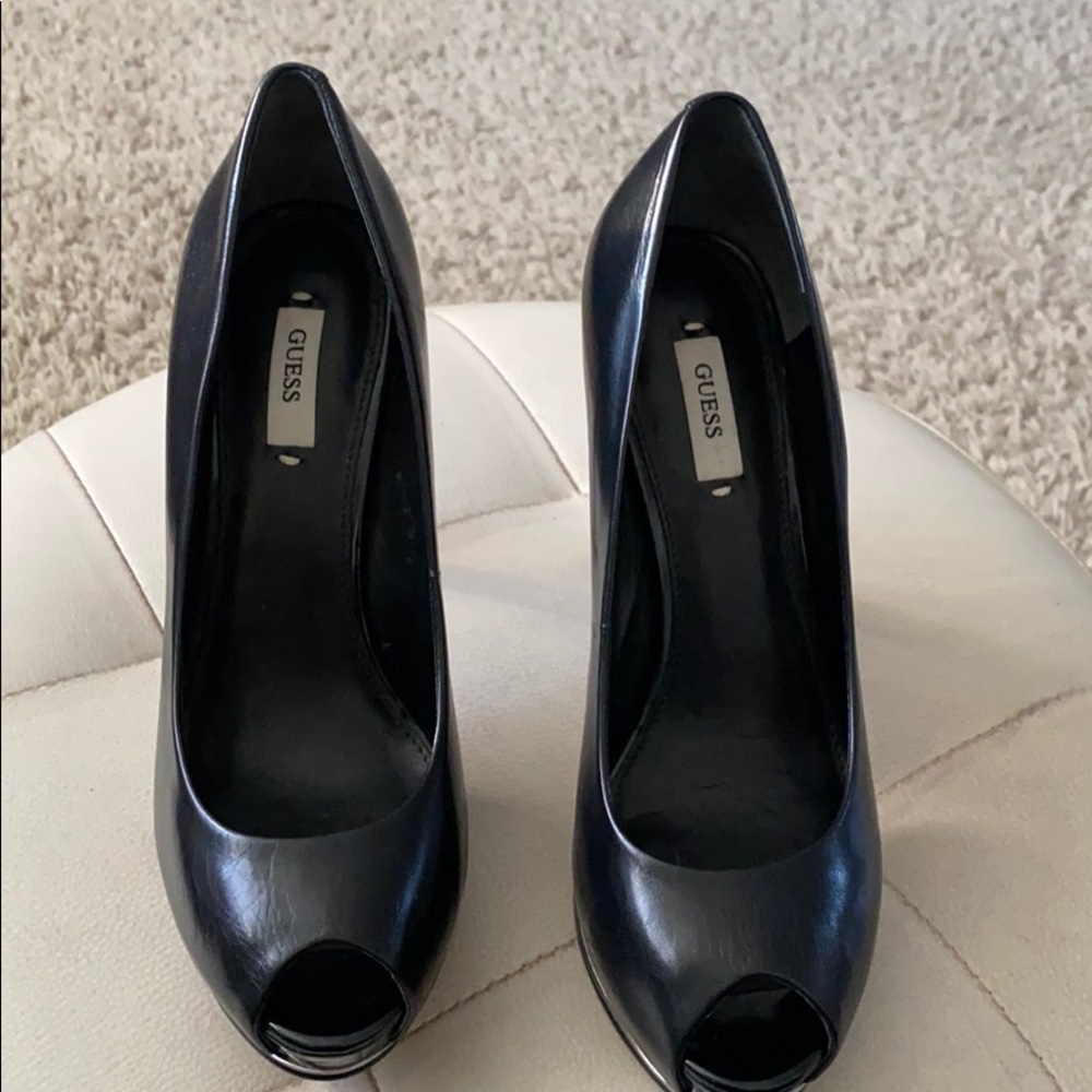 Guess Peekaboo 4 1/2”  size 7.5 Heels Brand New